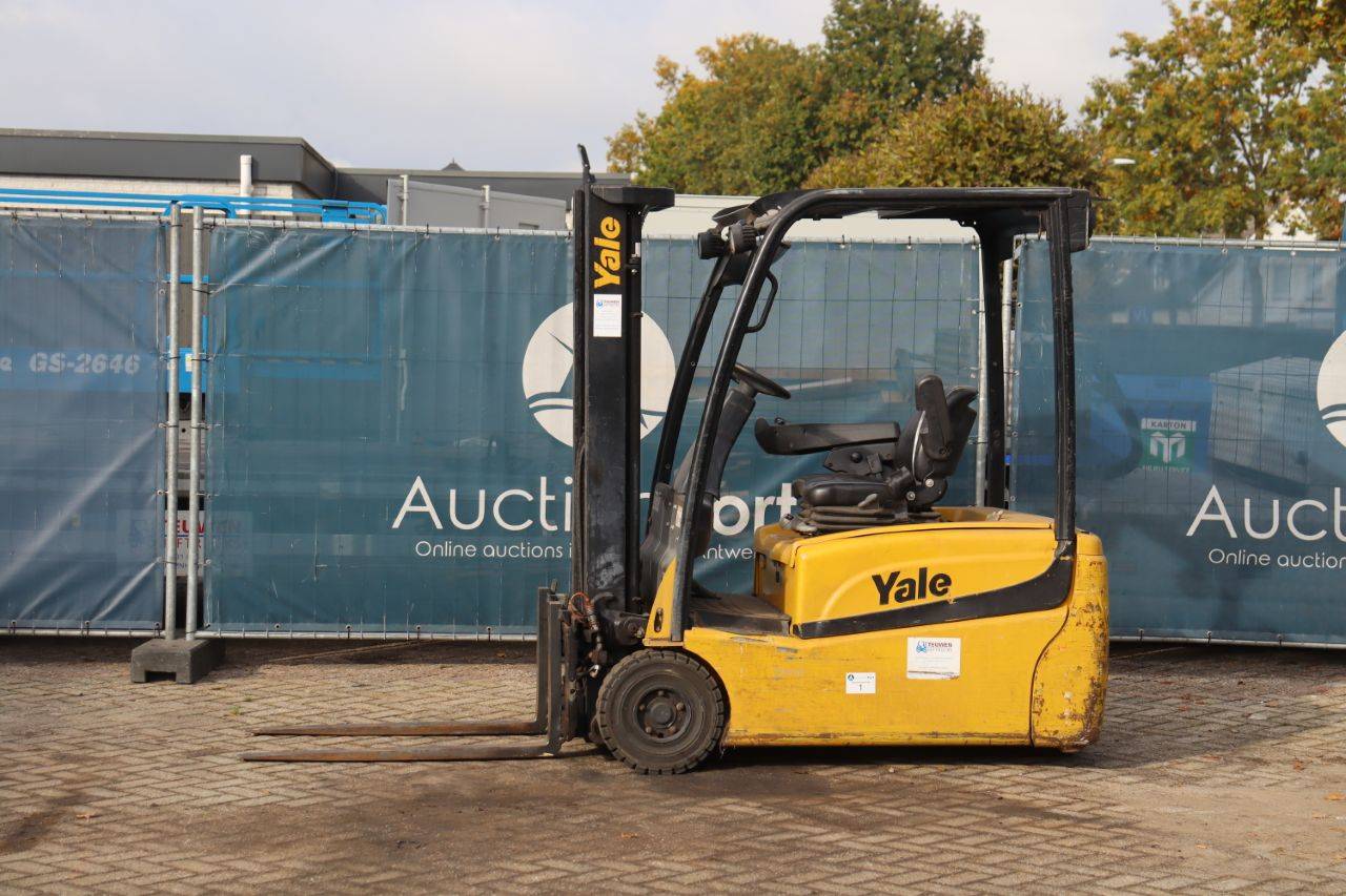 Carrello elevatore Yale ERP16VT elettrico, 1600 kg, 3,21 m, anno 2012