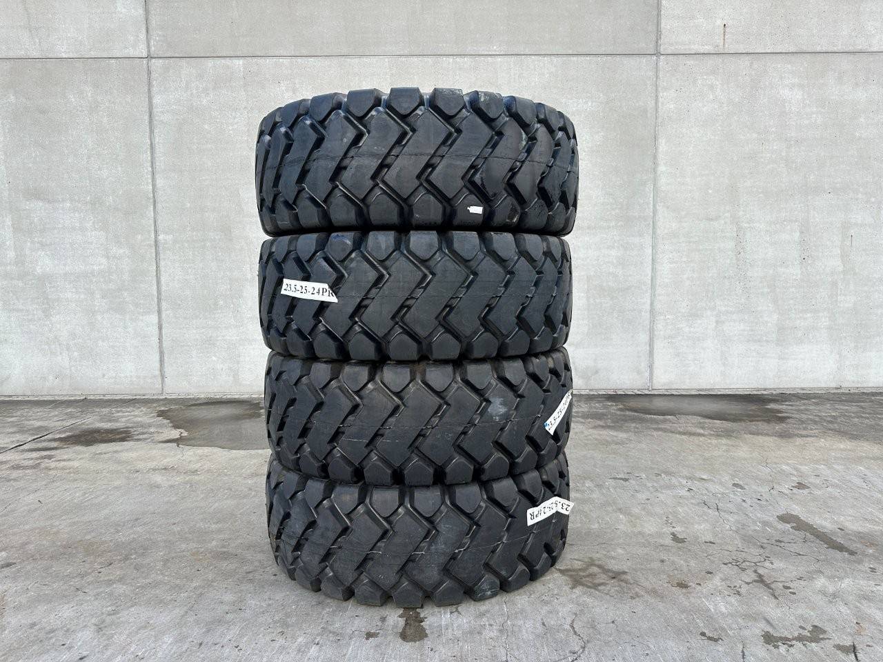 Lot of Tires Forcestone 23.5-25 4 pieces New