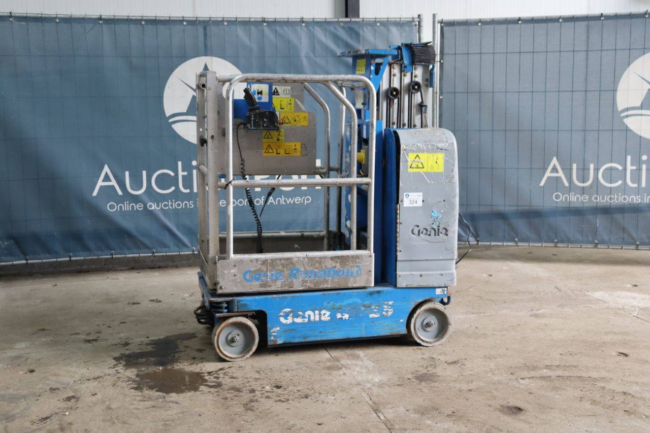 Genie GR-15 6.50m Electric Mast Lift 2005