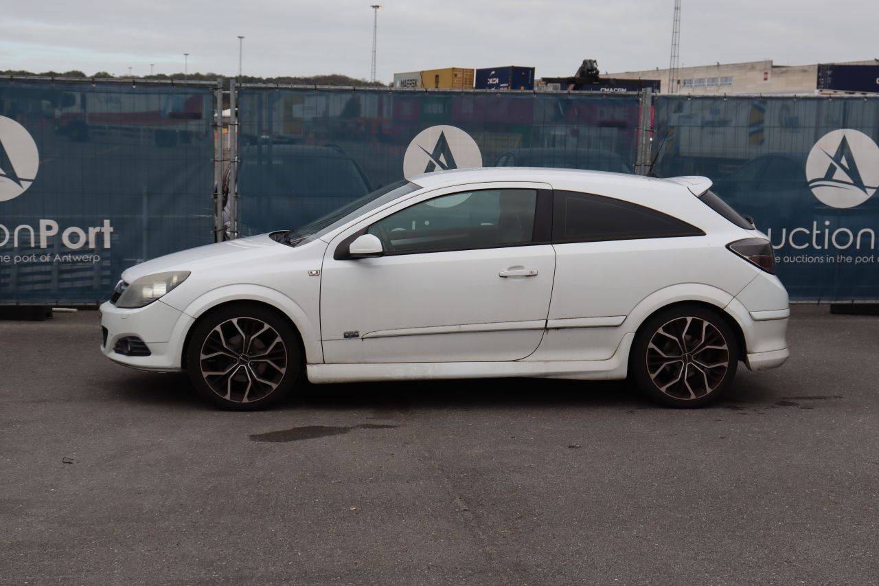 Passenger car Opel Astra Diesel 110hp 2008 (Margin)