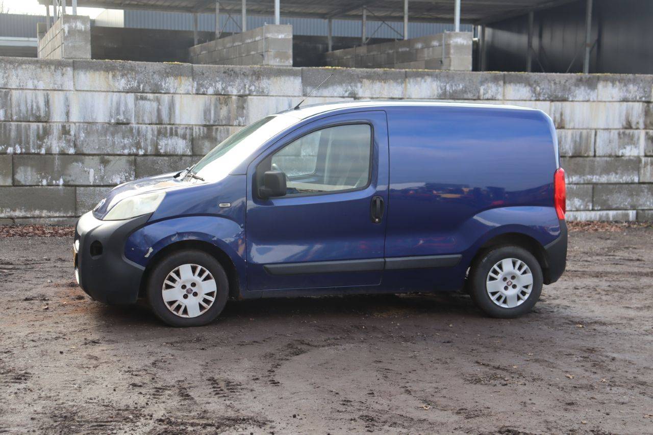 Fiat FIORINO Transporter 1,3 MJ DPF Diesel 75 PS 2009