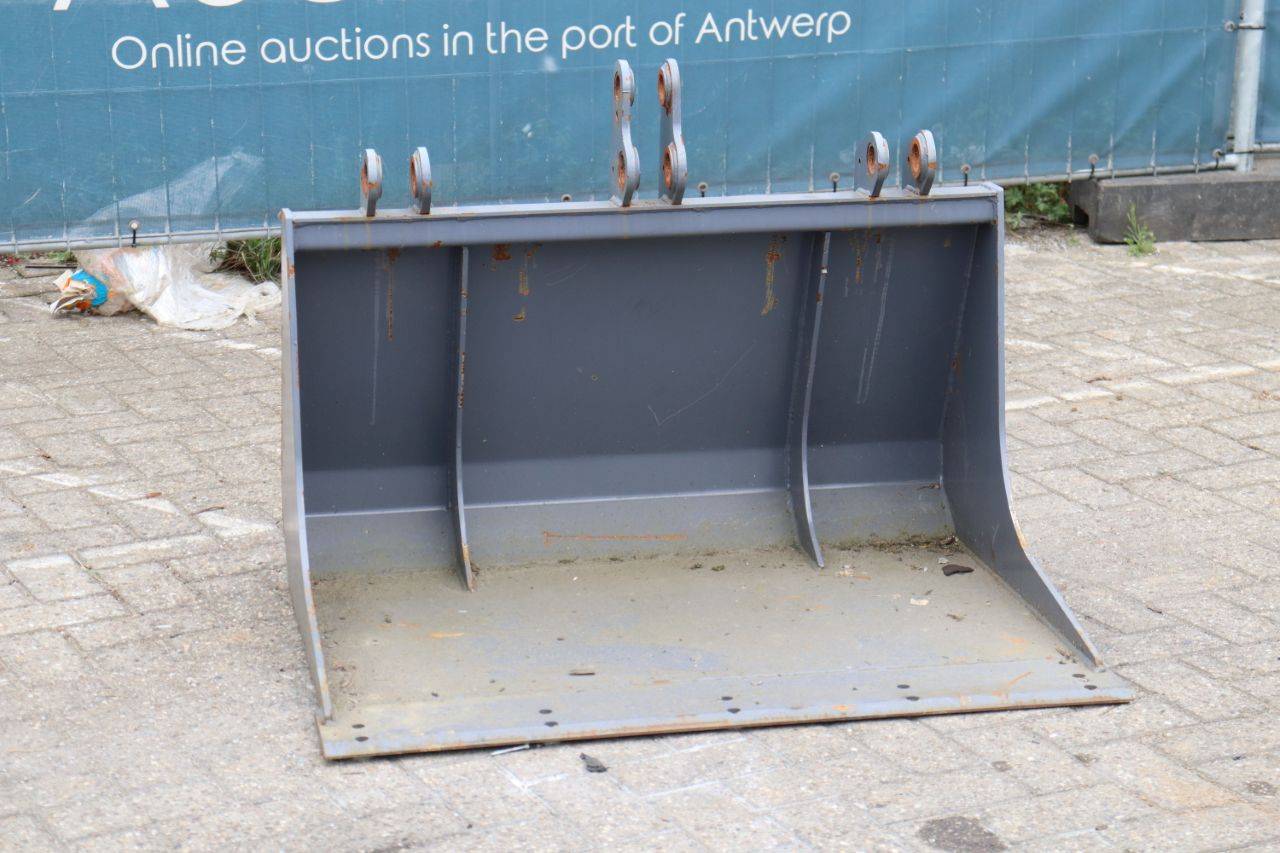Front loader bucket