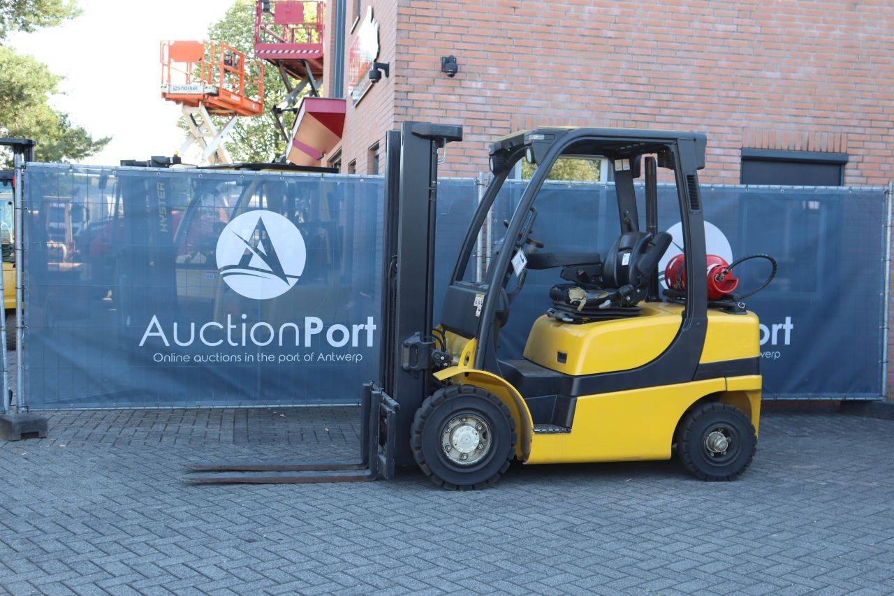 Heftruck Yale GLP25VX LPG 2500kg 3.3m 2011