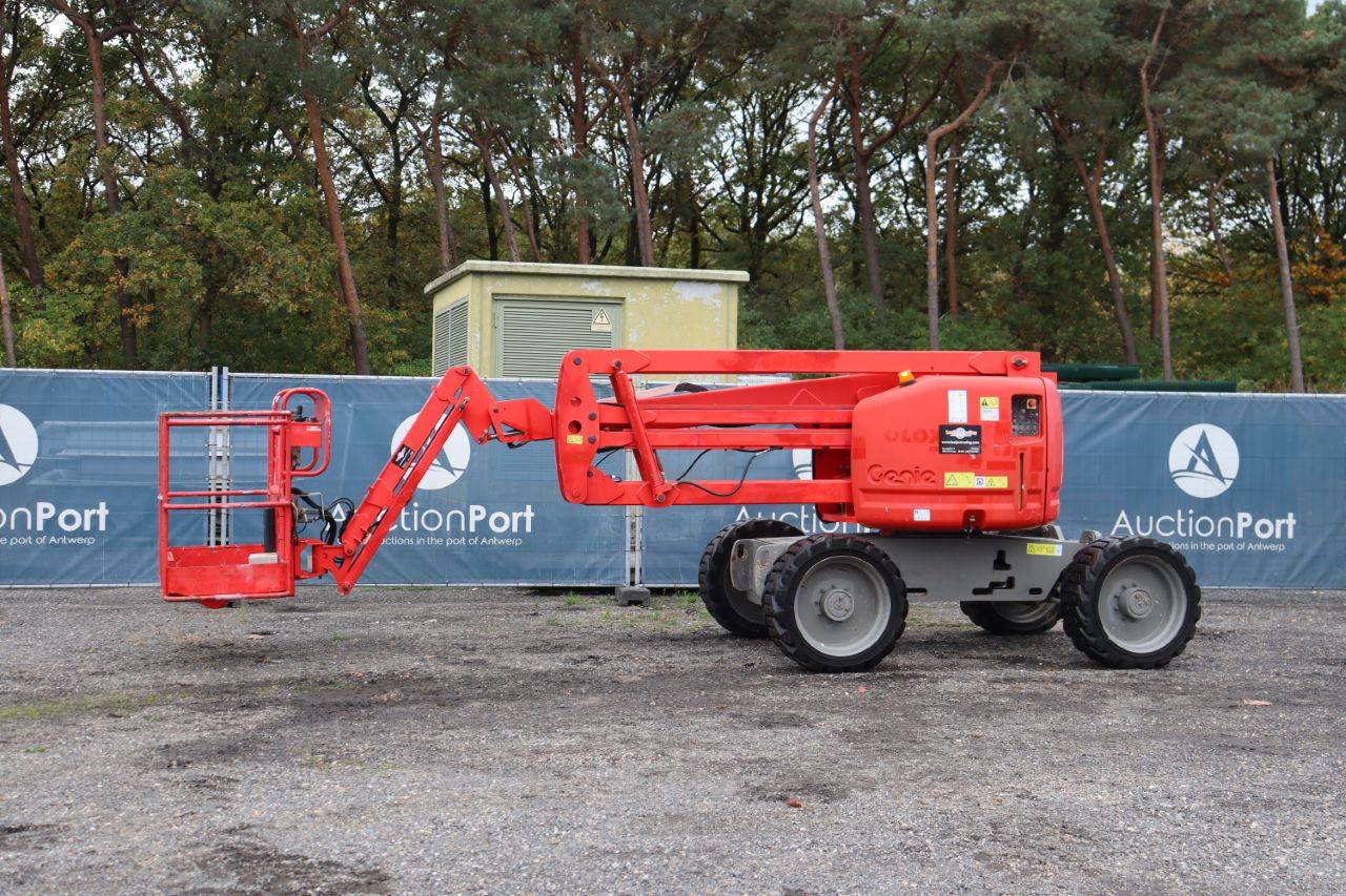 Articulating boom lift Genie Z-45/25J Diesel 16m 2013