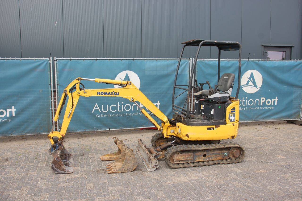 Mini excavator Komatsu PC16R-3HS Diesel 11.8kW 2012