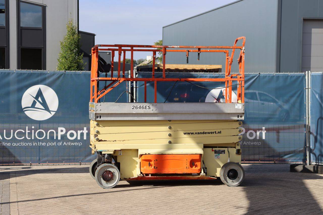 Scherenbühne JLG 2646ES Elektrisch 450 kg 10 m 2005