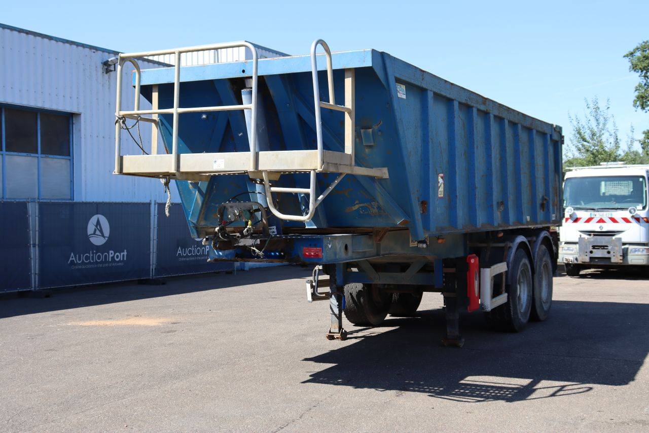 Tipper Semi-trailer Kaiser S3302B 2006