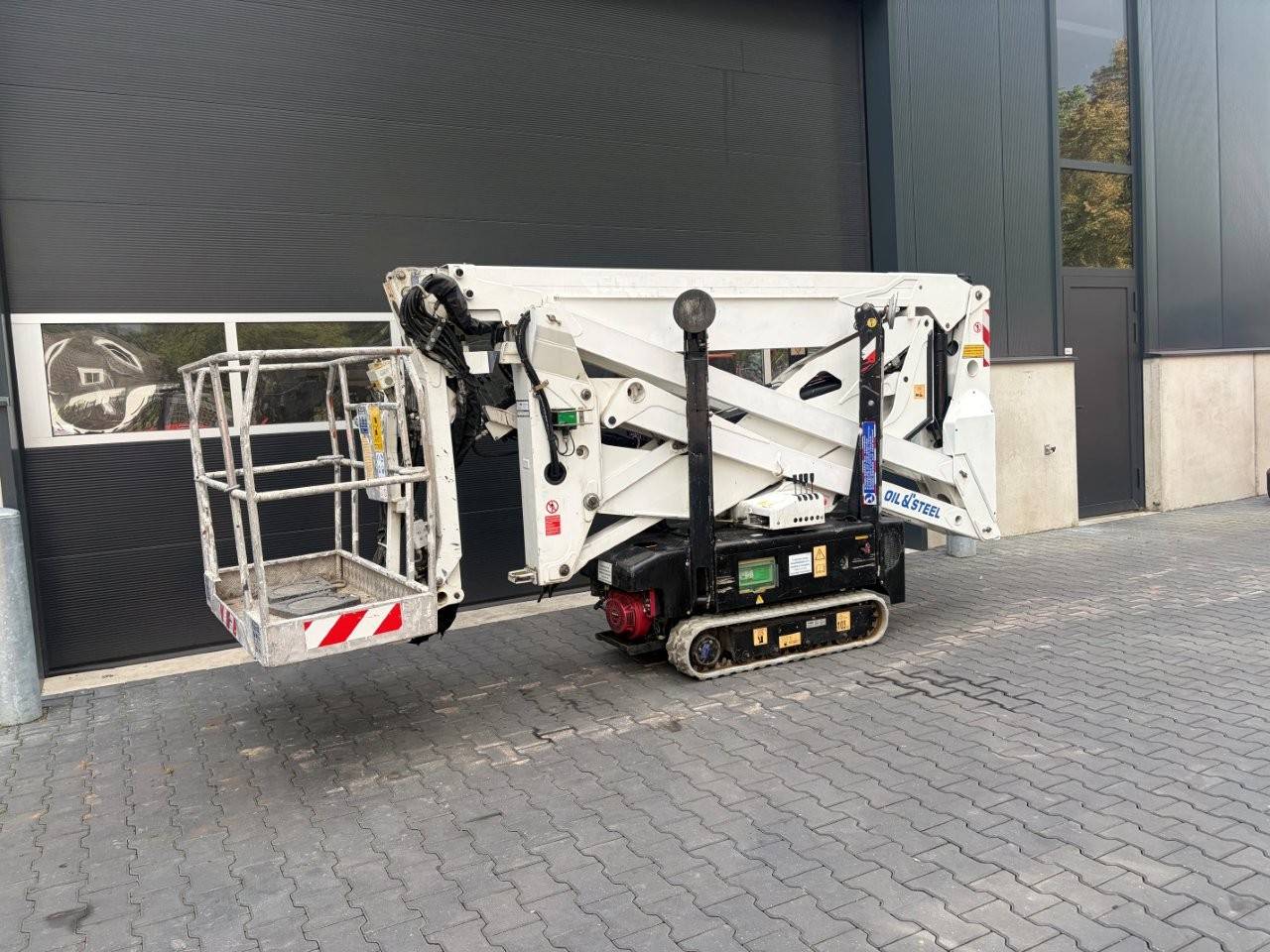 Gelenkteleskoparbeitsbühne Oil&Steel Octopussy 1715 Twin Elektro+Benzin 17 m 2006