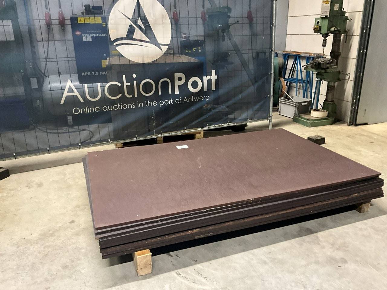 Floor plate - Anti-slip 200x125cm