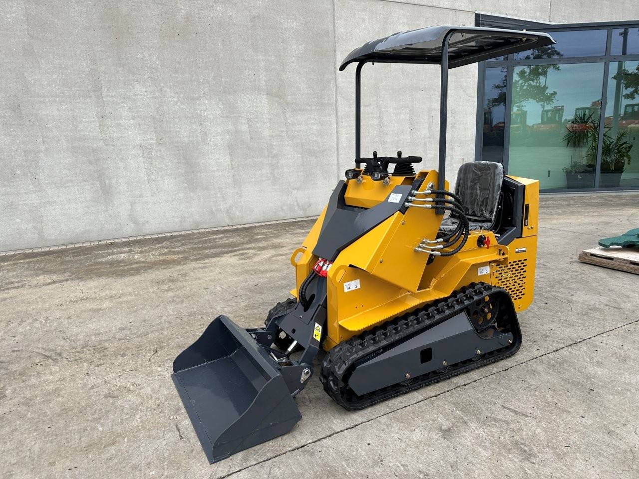 Skid Steer Loader Newrick ZW480 Petrol 15hp 2025 New