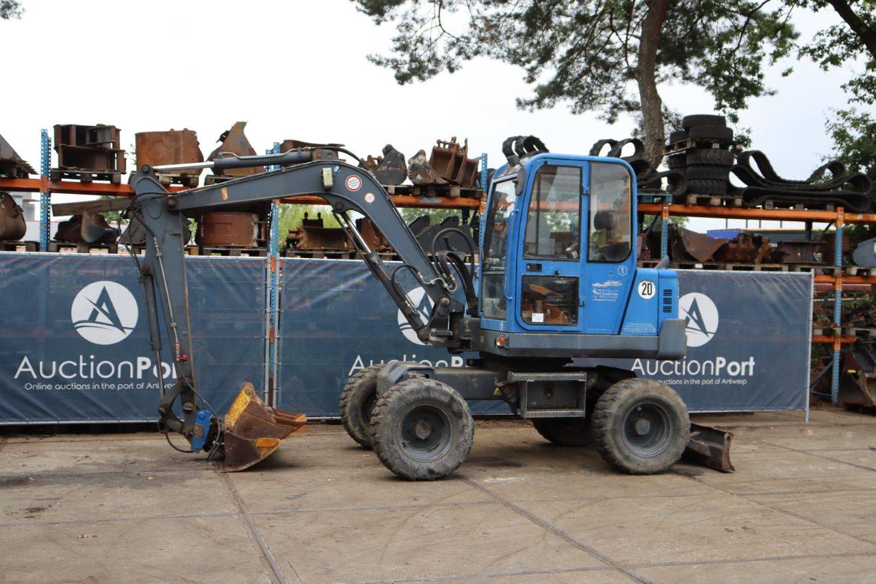 Wheeled excavator Peljob 256 Diesel 1997