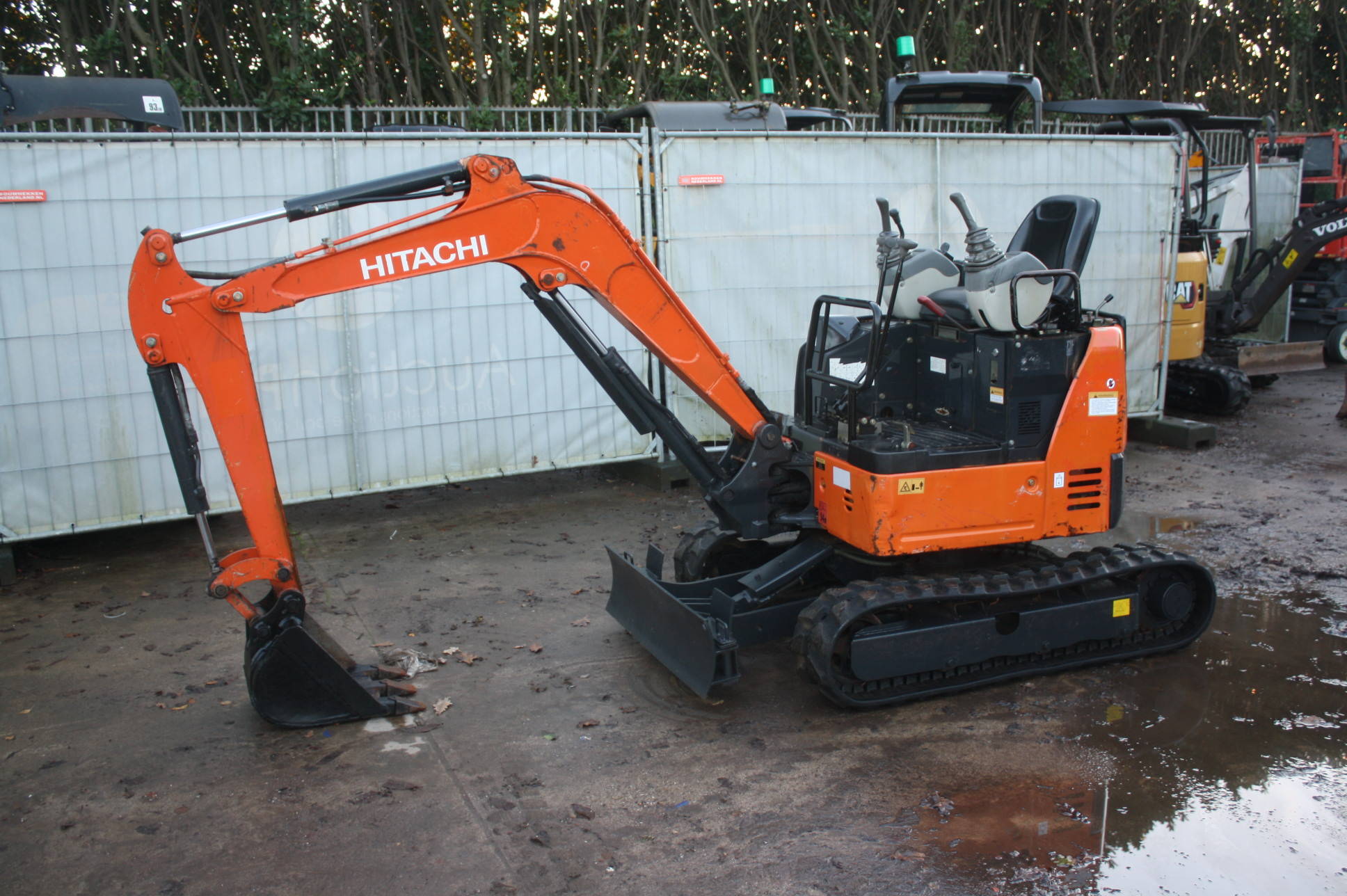 Rupsgraafmachine Hitachi ZX17U-5 Diesel 2016