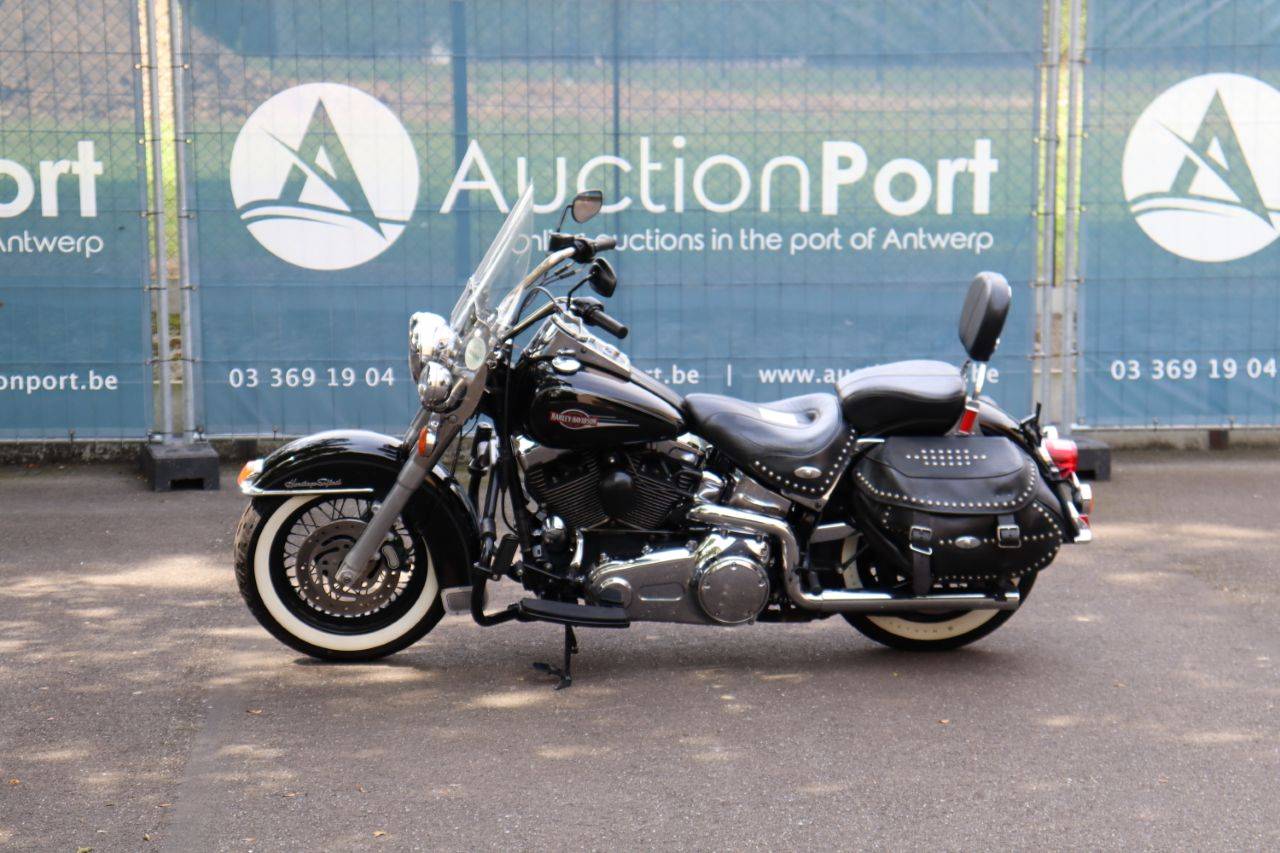 Harley-Davidson Heritage Softail Classic Gasoline 2013