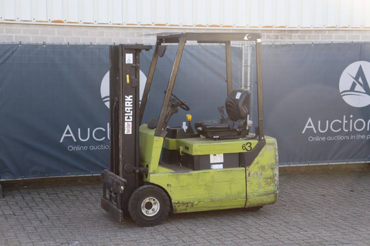 Heftruck Clark CTM16S Elektrisch 1600kg 3.3m 2001