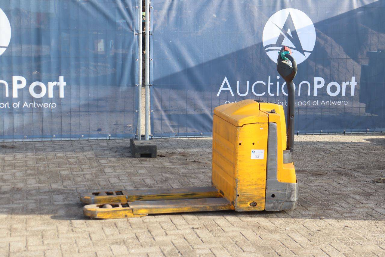 Palletwagen Jungheinrich EJE 220 Elektrisch 2000kg 2016