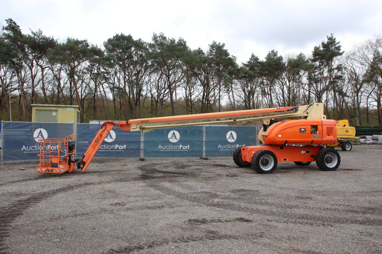 Telescopic boom lift JLG 860SJ 4x4 28.21m Diesel 2011