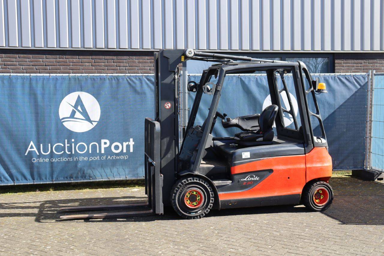 Linde E30L-01 Electric Forklift 3000kg 2012