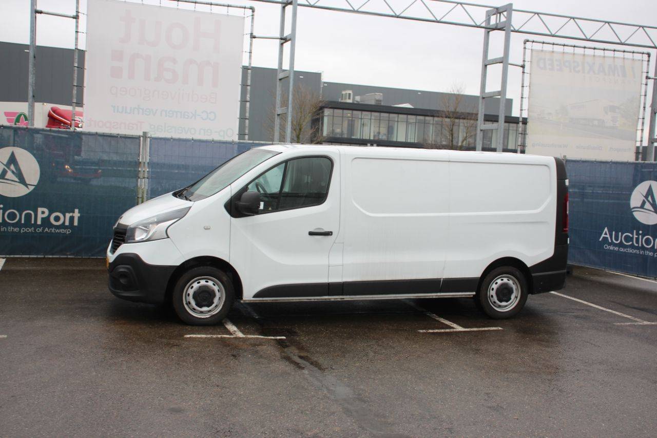 Renault TRAFIC Diesel 2018 Van