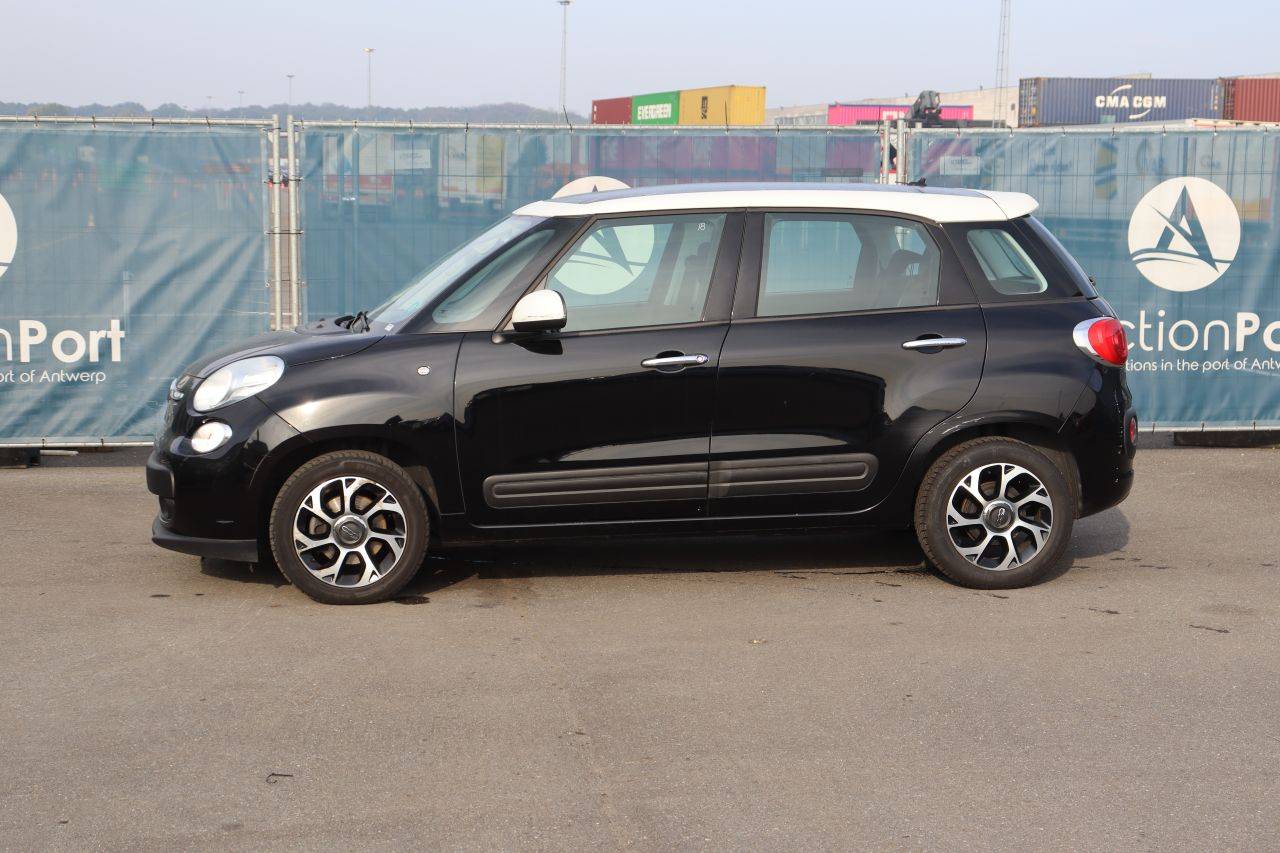 Passenger car Fiat 500L Petrol 95hp 2017 (Margin)