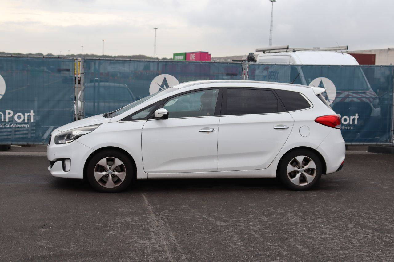 Passenger car Kia Carens Diesel 126hp 2013 (Margin)