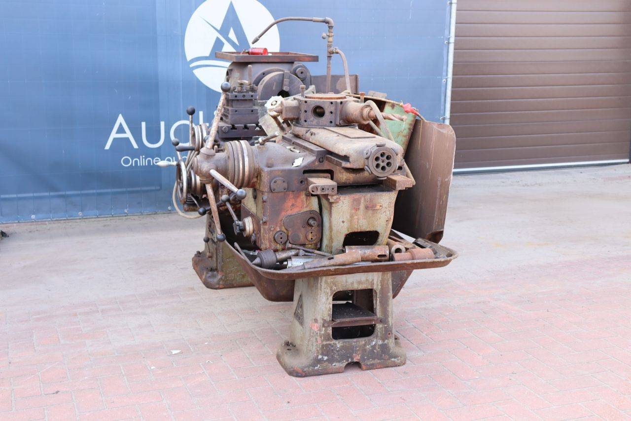Torno para metal eléctrico ZPS R5 de 1960