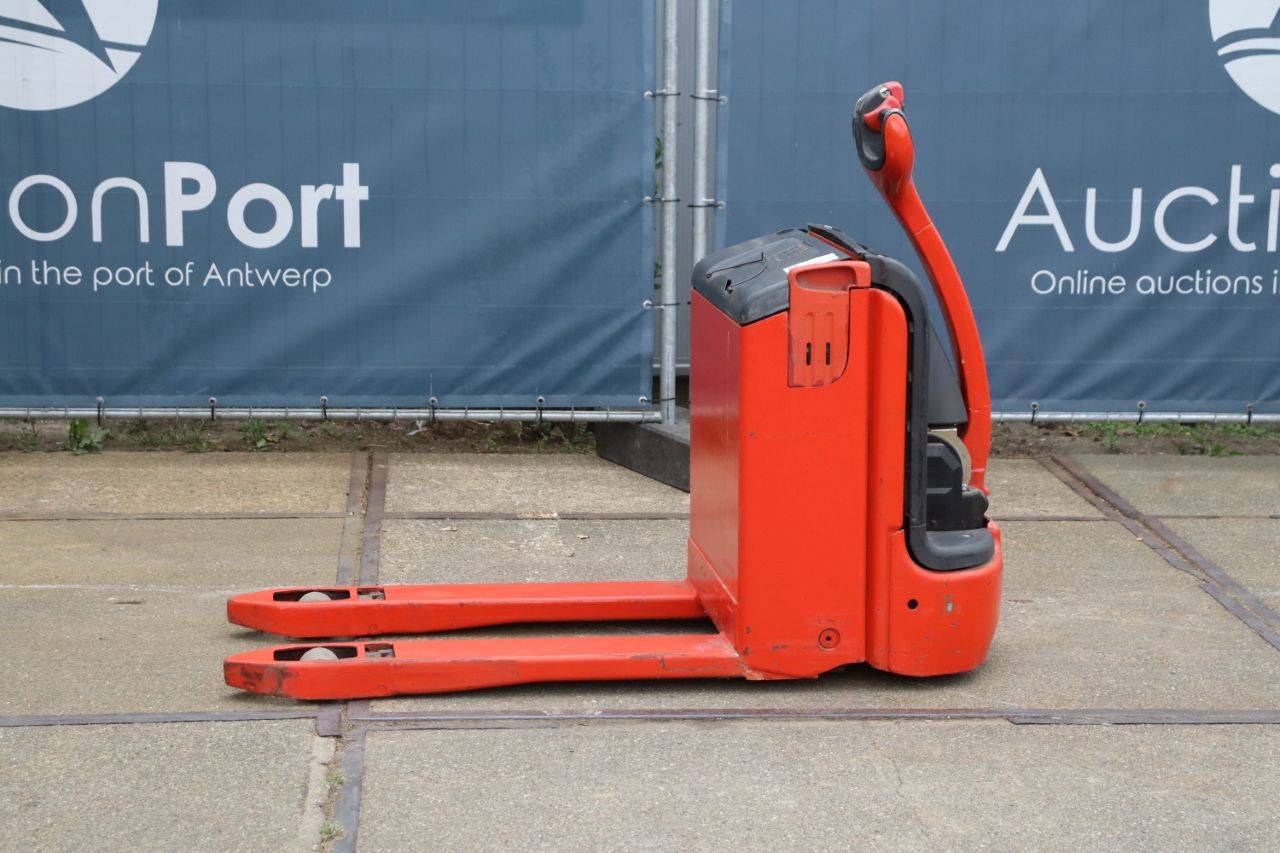 Pallet truck Linde T18 Electric 1600kg 2008