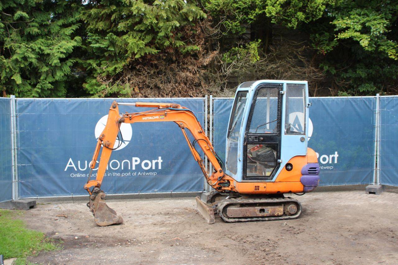 Minigraver Hitachi EX15-2 Diesel 1996