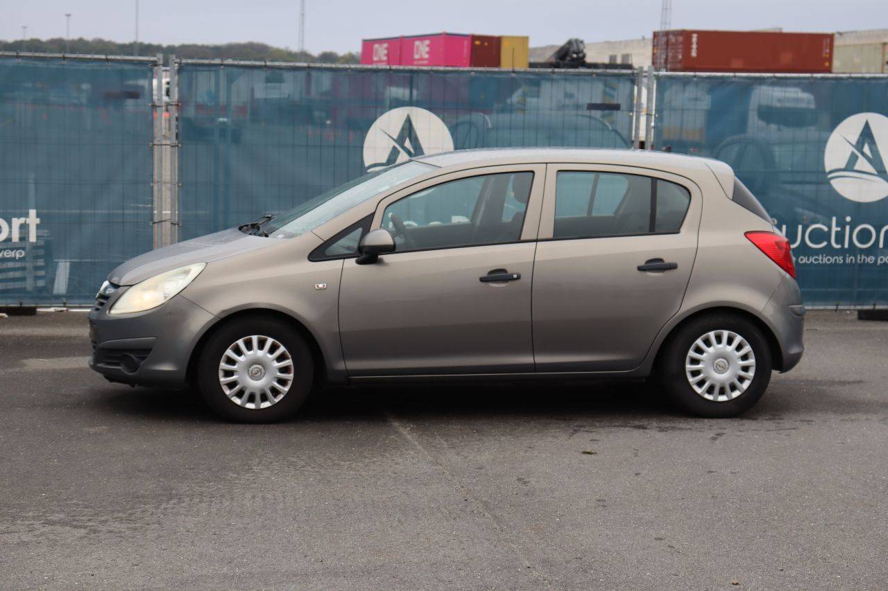 Passenger car Opel Corsa Diesel 95hp 2010 (Margin)