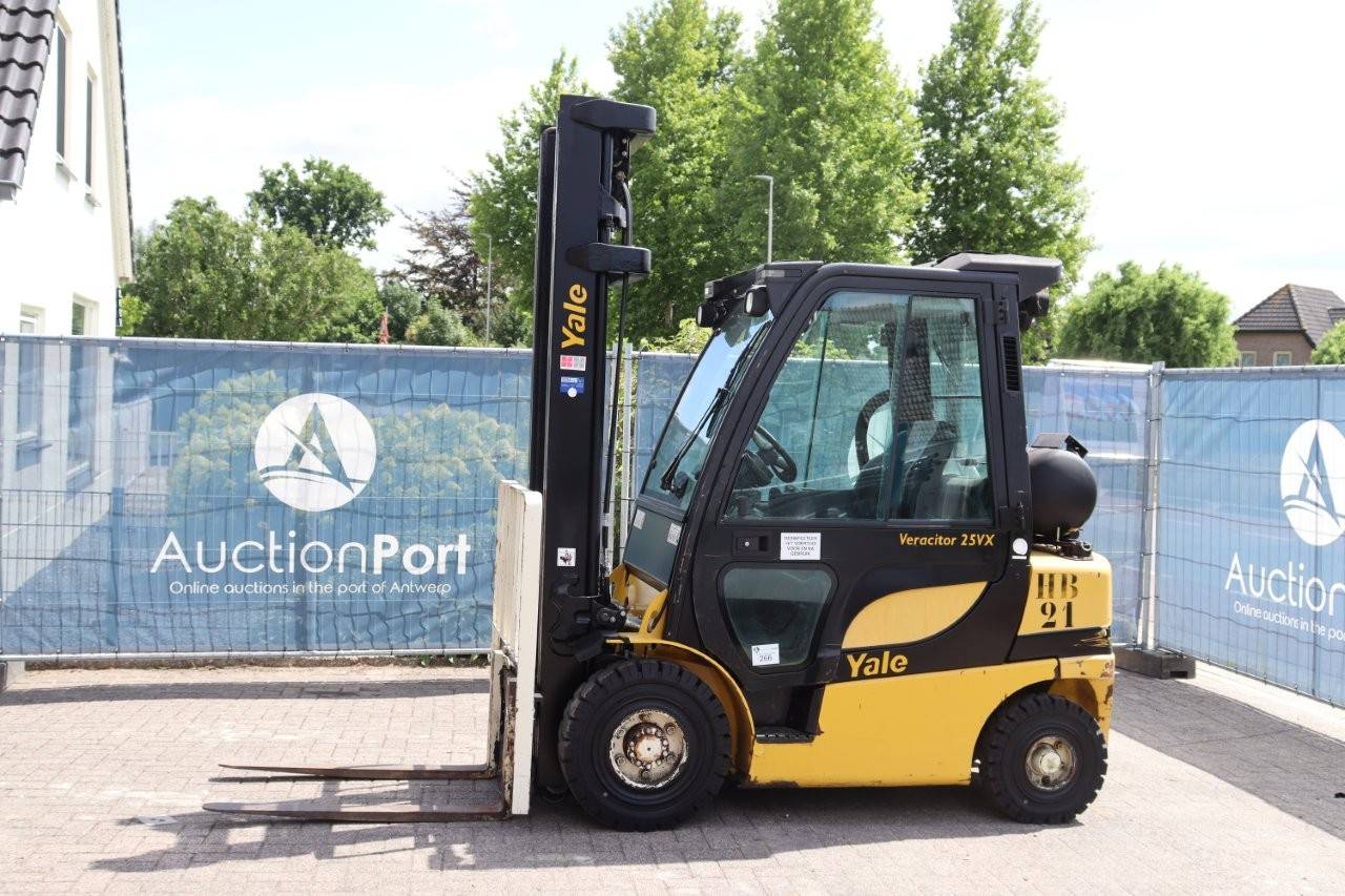 Forklift Yale GLP25VX V2770 LPG 2460kg 4.33m 2015
