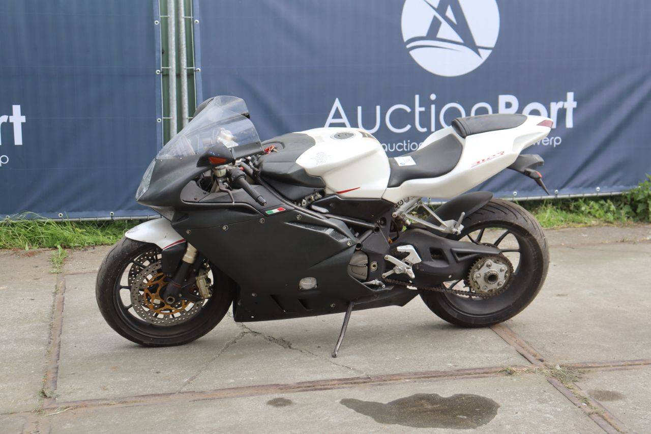 Engine MV Agusta F4 1000 RR 312 Petrol 2007 (Margin)