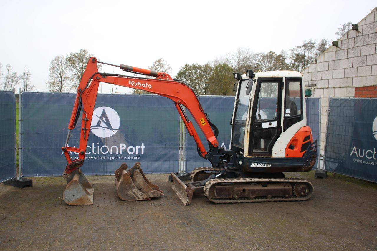 Crawler excavator Kubota KX101-3α2 Diesel 20.3kW 2009
