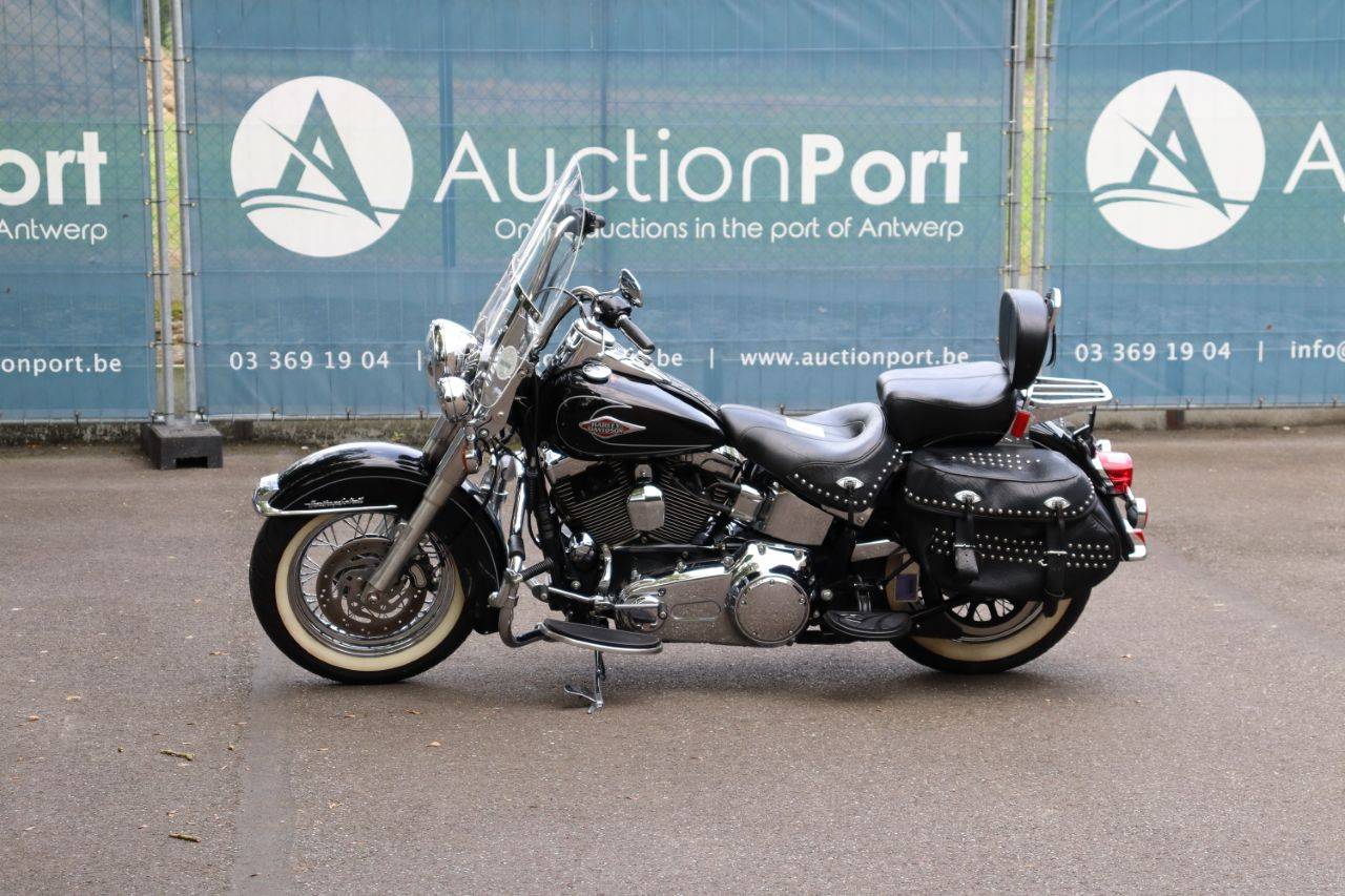 Harley-Davidson Heritage Softail Classic Gasoline 2012