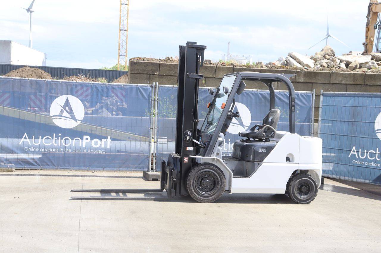 Forklift Unicarriers FHD20T5 Diesel 1550kg 4.0m 2017 With Rotator