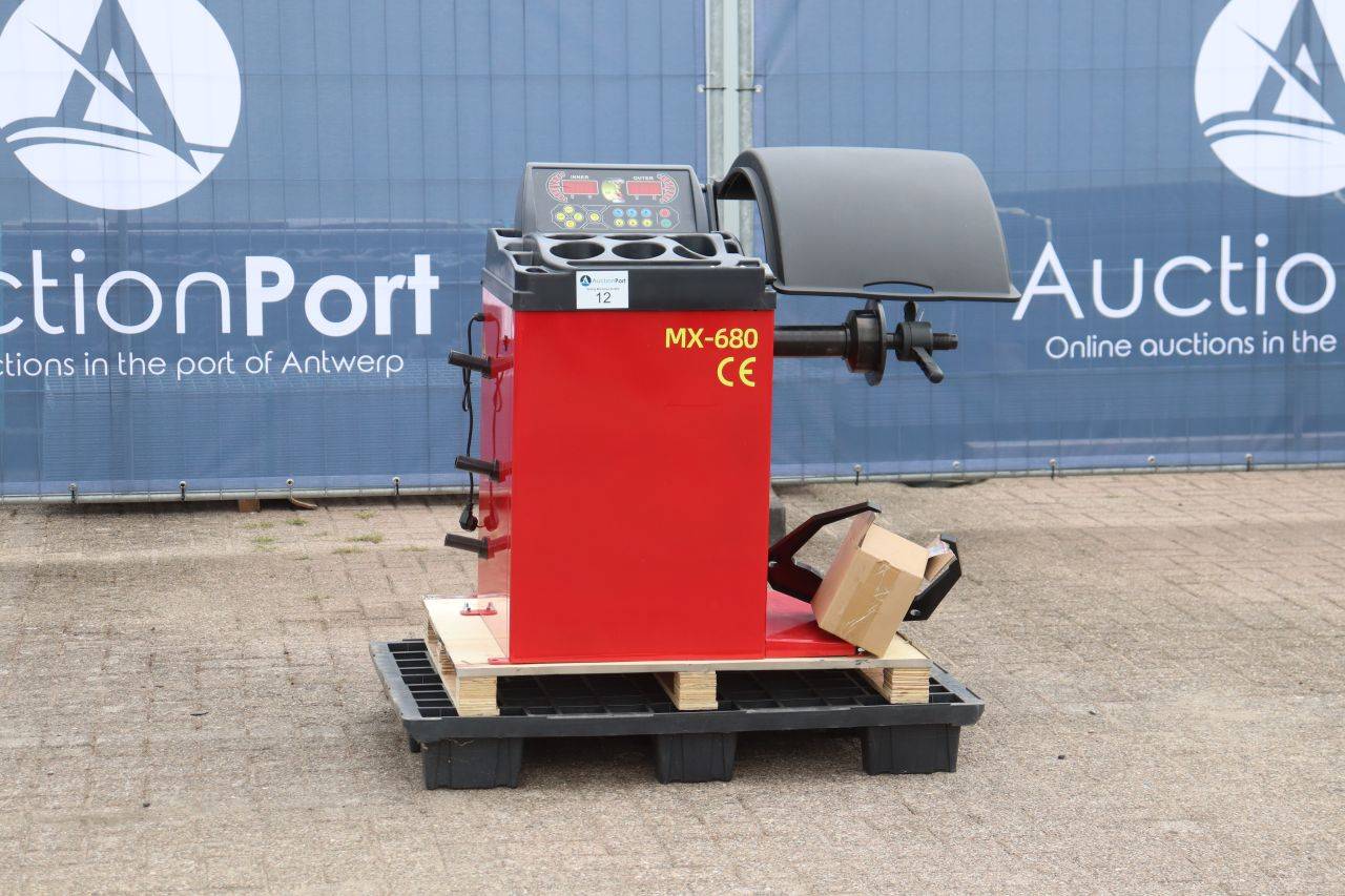 Macchina equilibratrice per pneumatici MX-680 elettrica 2026 Nuova