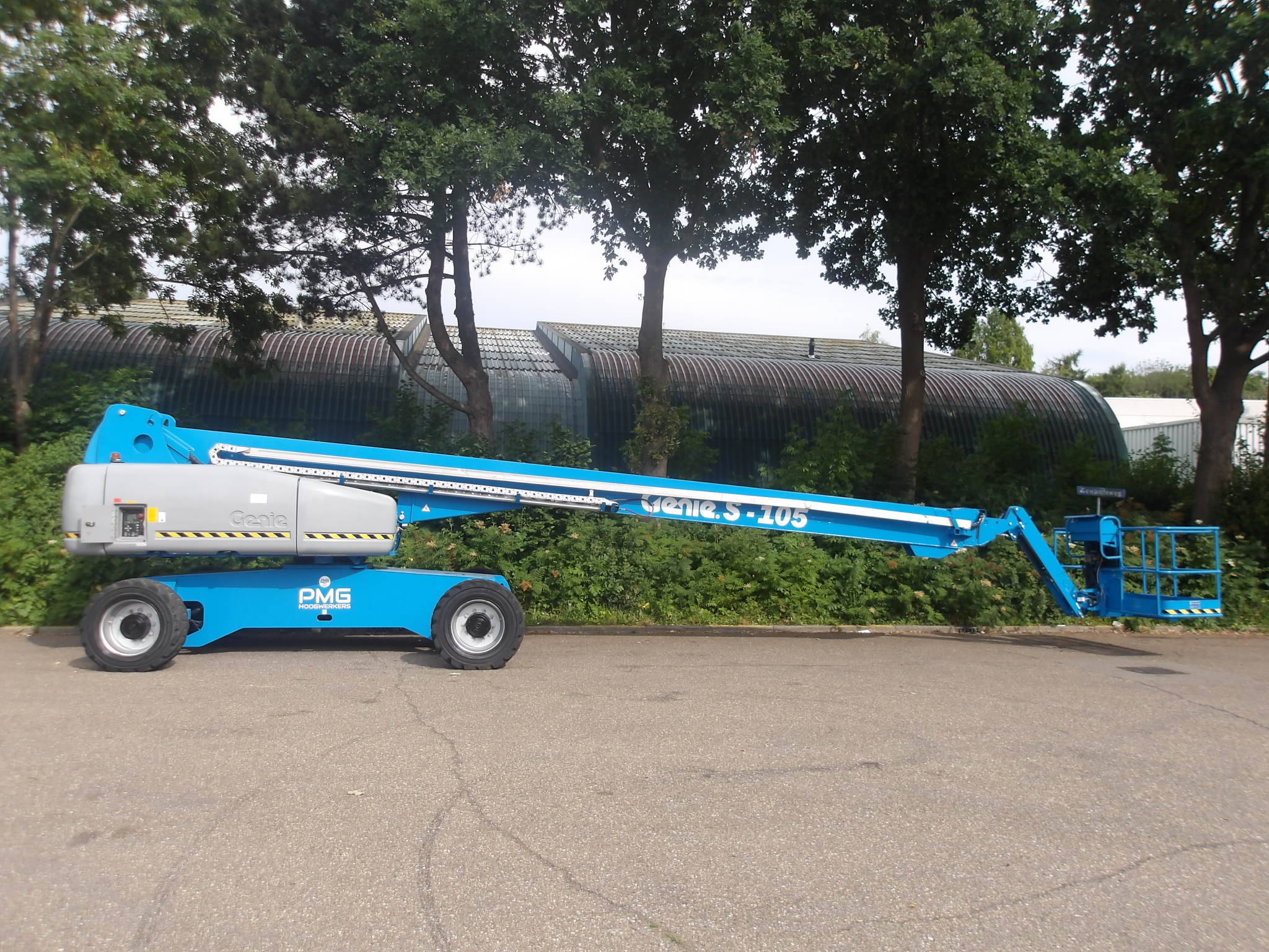 Genie S-105 Diesel Telescopic Boom Lift 34m 2009
