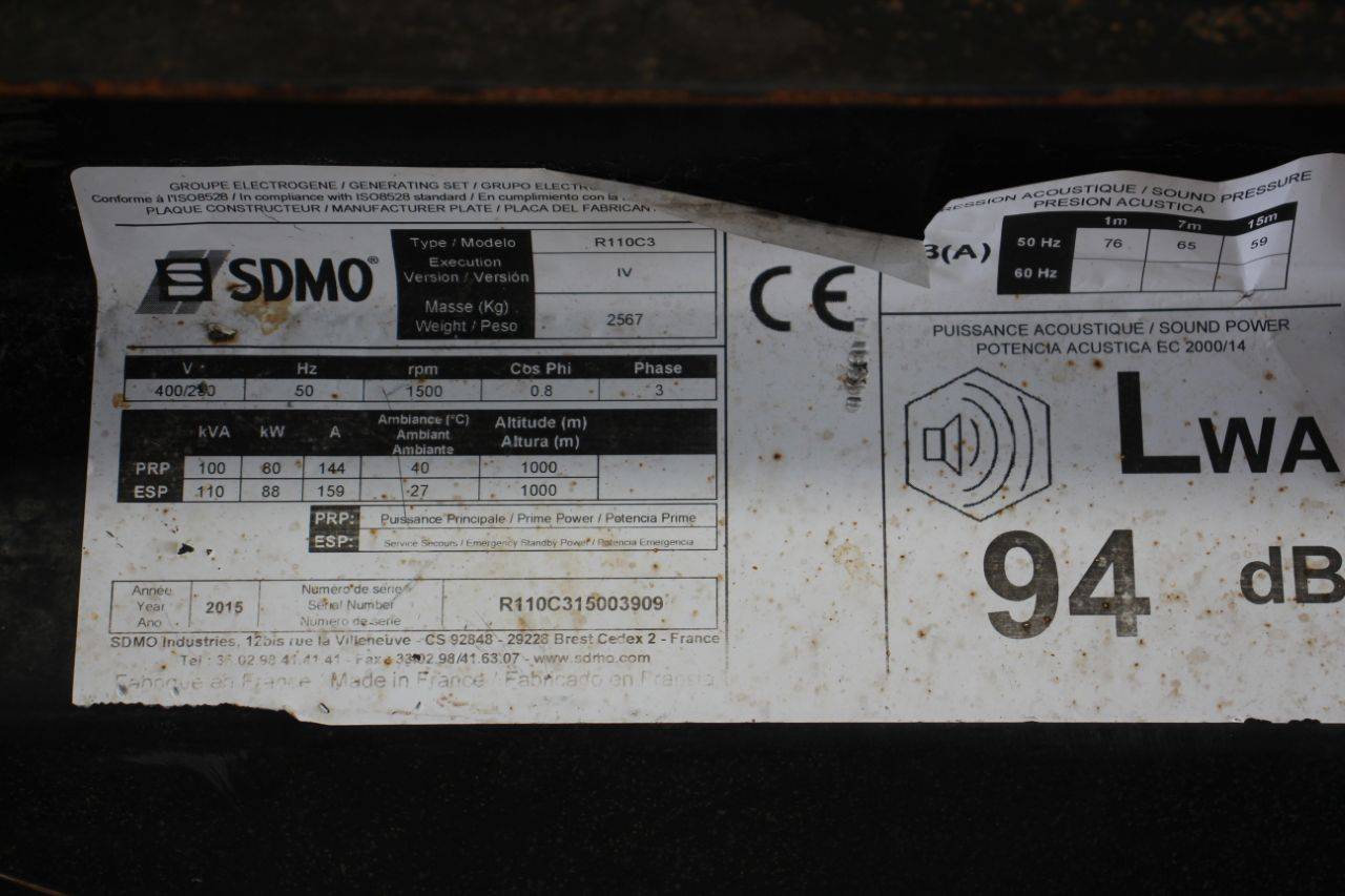 Generator SDMO R110C3 Diesel 2015 100kVA op Aanhangwagen veili...
