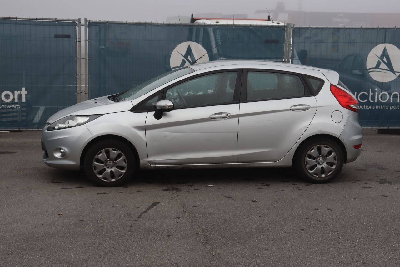 Pkw Ford Fiesta Diesel 95 PS 2012 (Marge)