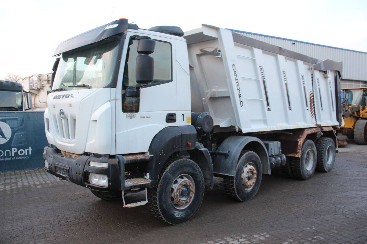 Truck Astra HD9 Diesel 2018