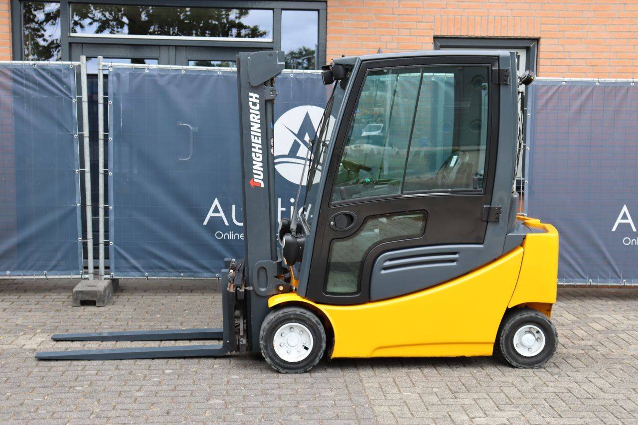 Forklift Jungheinrich EFG 320 Electric 2000kg 2012