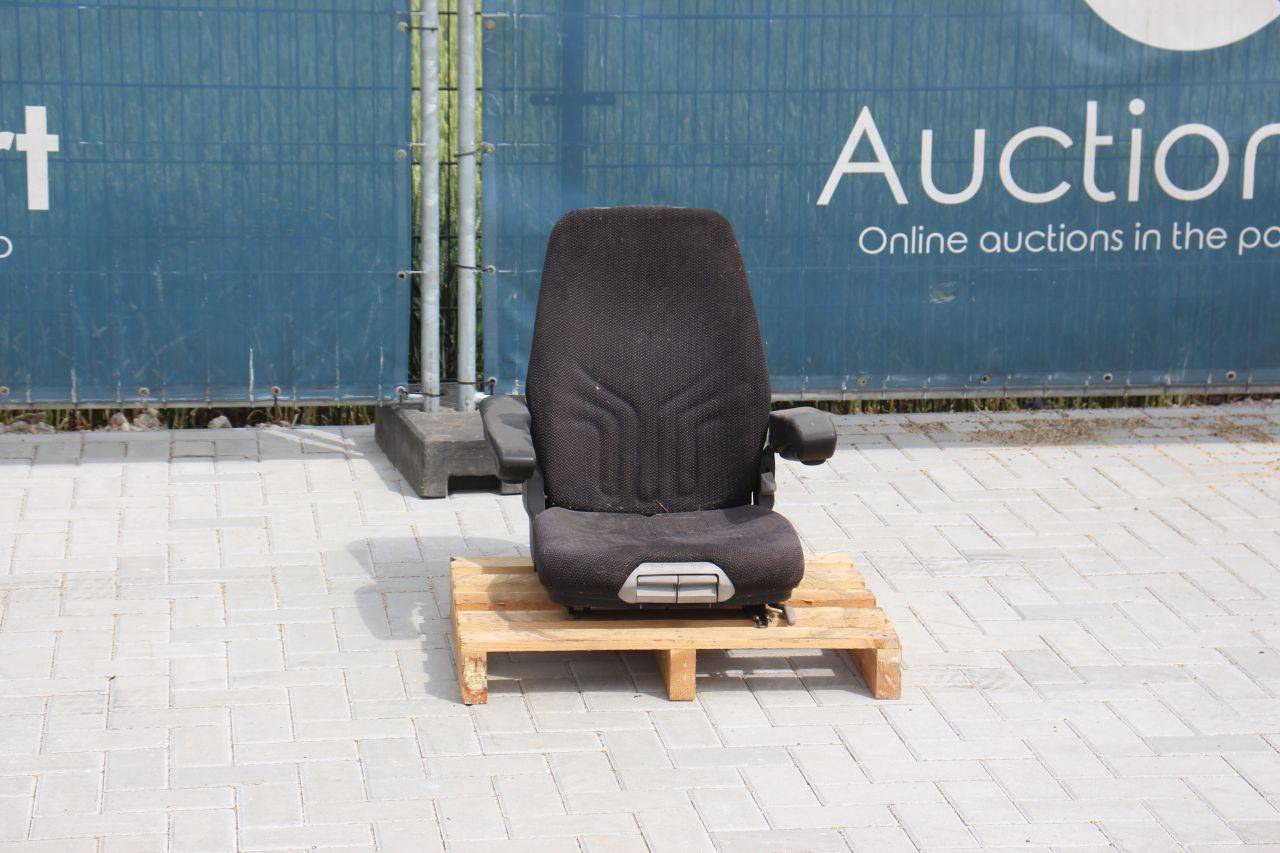 Machine chair