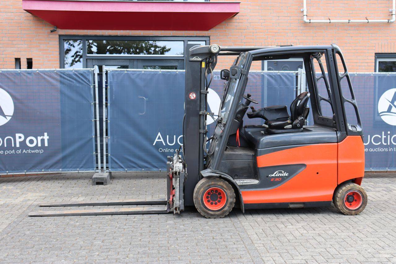 Linde E30HL-01/600 Electric Forklift 3000kg 2015