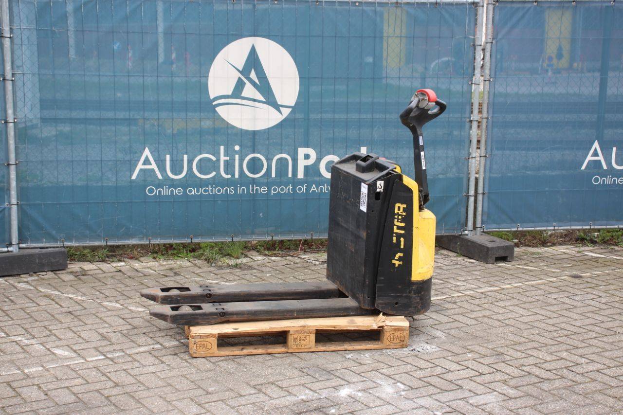 Pallet truck Hyster P1.6 Electric 1600kg 2019