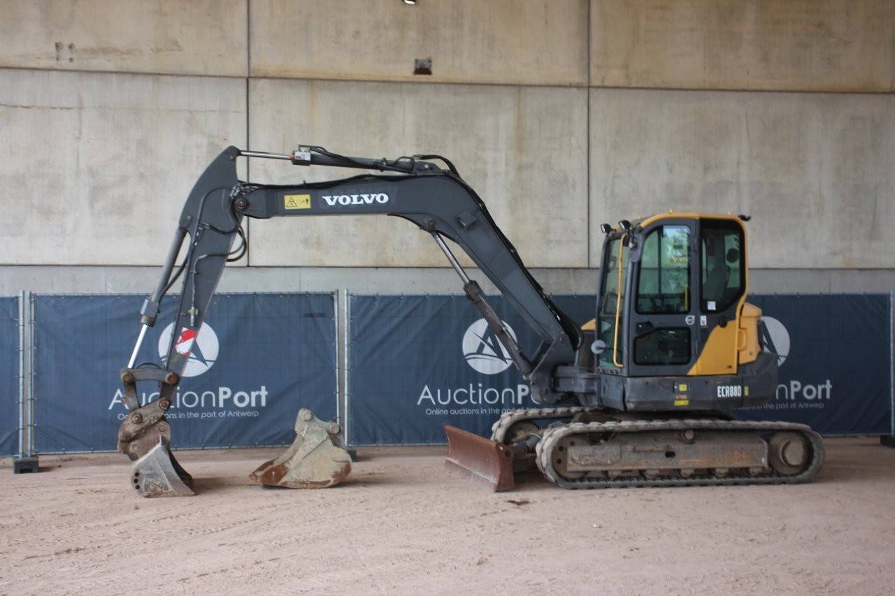 Rupsgraafmachine Volvo ECR88D Diesel 2016