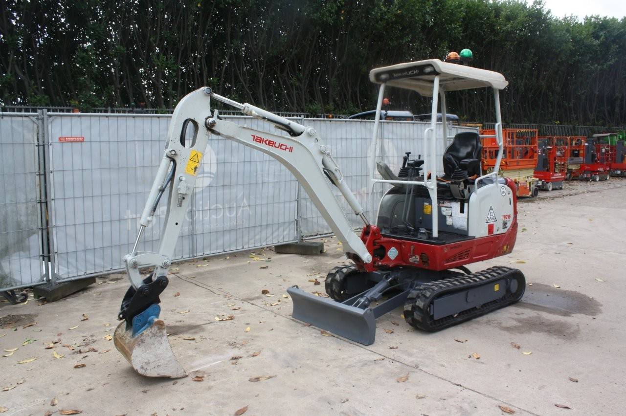 Mini excavator Takeuchi TB216 Diesel 11.5kW 2018