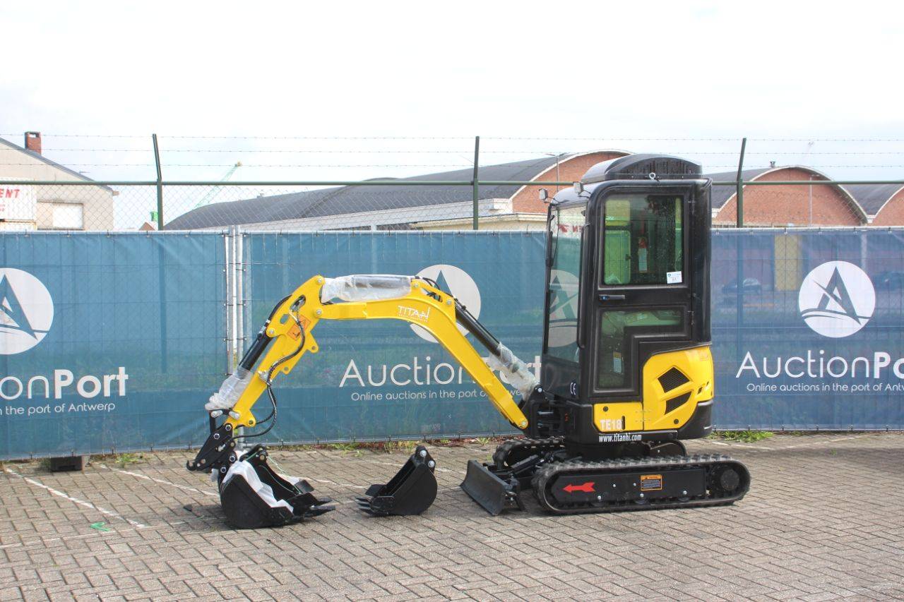 Titan TE18 Diesel Mini Excavator (Kubota engine) 10.2kW 2025 New