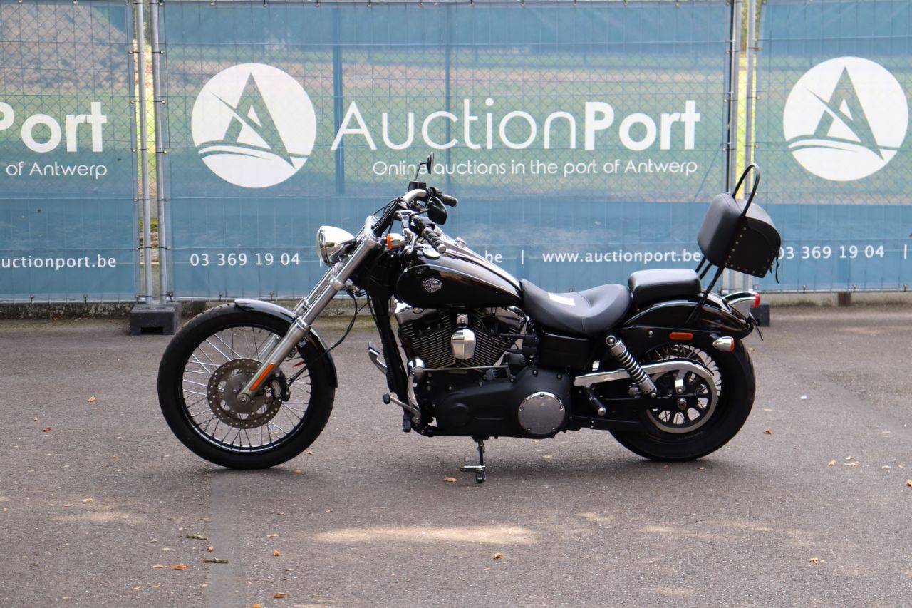 Harley-Davidson Dyna Wide Glide Gasoline 2011