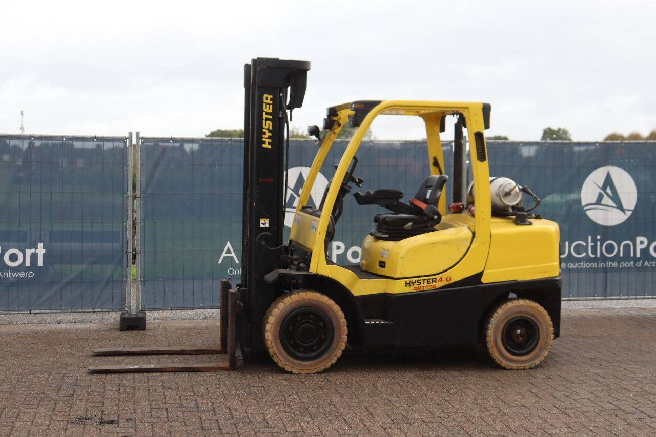 Empilhadeira Hyster H4.0FT5 a GLP 4000kg 5,55m 2010