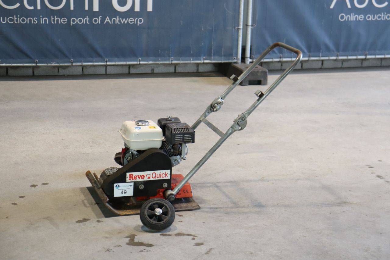 Vibrating plate Nemaco Revo Quick Petrol 5.5 hp 2006