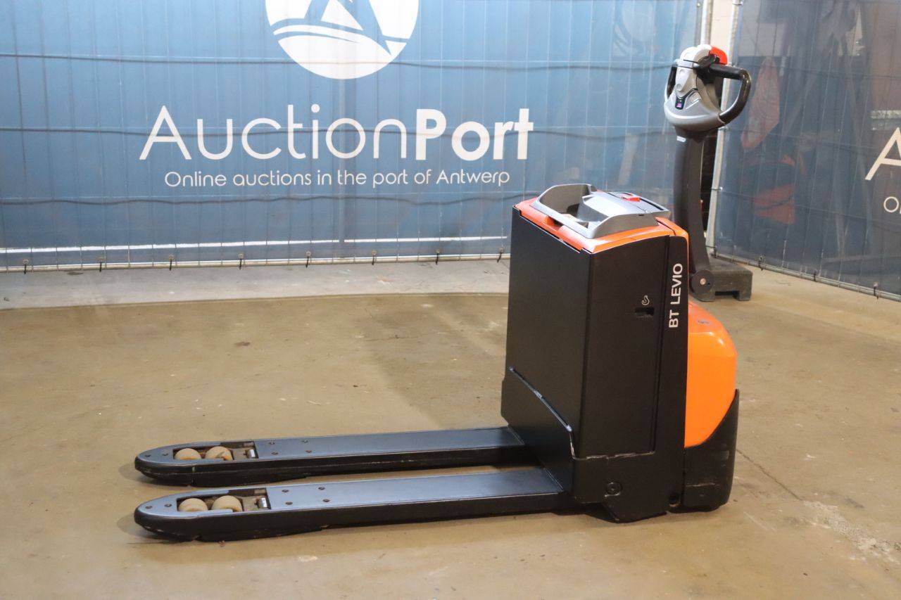 Toyota LWE180 Electric Pallet Truck 1800kg 2019