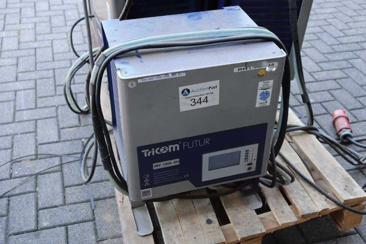 Tricom Futur 48V Battery Charger